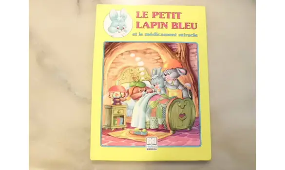 Le petit lapin bleu et le médicament mir