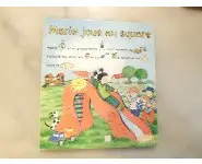 Marie joue au square Deux coqs d'or