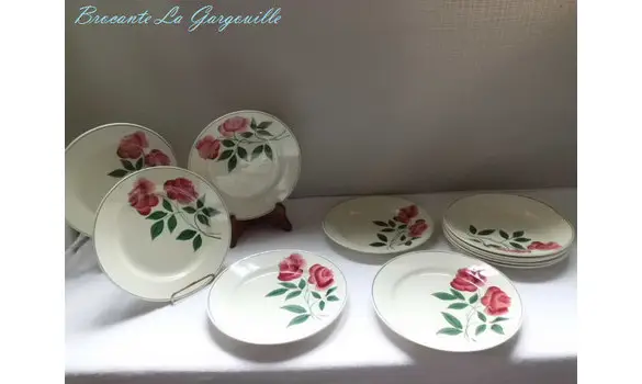 Assiettes anciennes HBCM