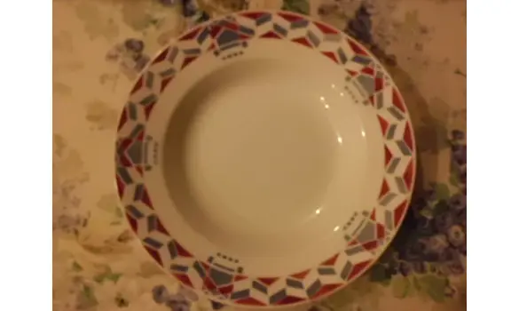 Assiettes à soupe modèle Régional