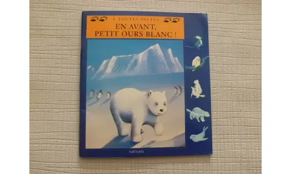 En avant petit ours blanc Nathan