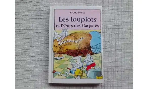 Les loupiots et l'ours des carpates-