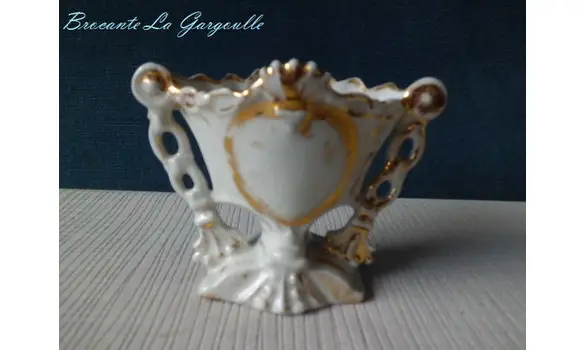 Vase de mariée porcelaine art nouveau