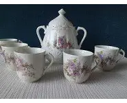 Tasses et sucrier porcelaine decor Fleur