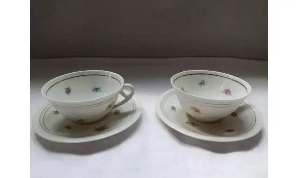 Déjeuners en porcelaine Lourioux 1930