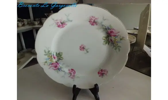 Plat rond creux porcelaine décor roses