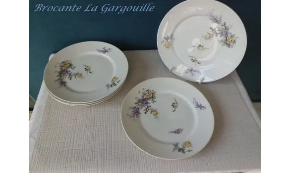Assiettes porcelaine ancienne déc. Lilas