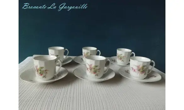 Tasses et sous-tasses à café Porcelaine