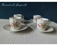 Tasses et sous-tasses en porcelaine