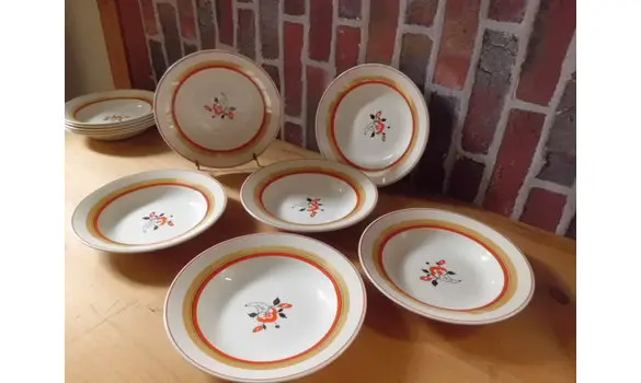 Assiettes à soupes Digoin Sarreguemines