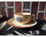 3 Tasses à thé décor à la tulipe Salins