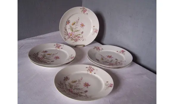 4 Assiettes plates Porcelaine M. Redon