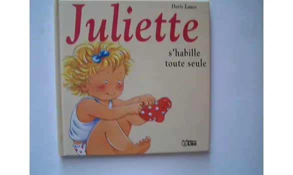 Juliette s'habille toute seule