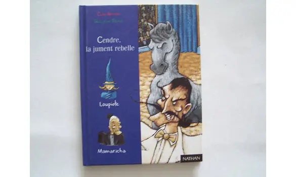 Cendre, la jument Rebelle/ Demi-lune