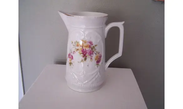 Grand pot à lait porcelaine 19e