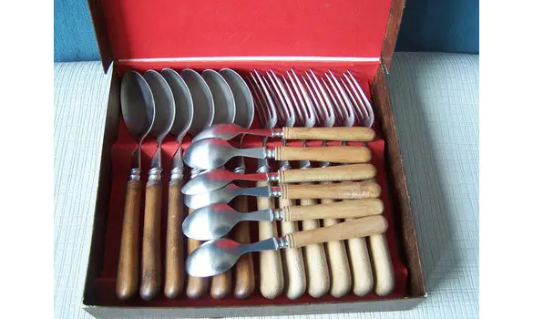 Ménagère 6 couverts AVF Thiers