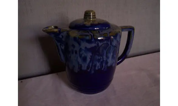 Théière bleue en Grès flammé art déco