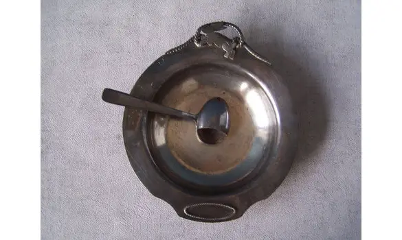 Assiette à bouillie métal argenté