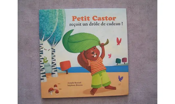 Petit castor reçoit un drôle de cadeau