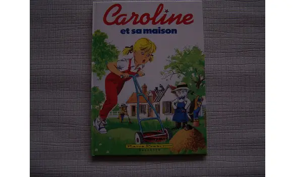 Caroline et sa maison 1985