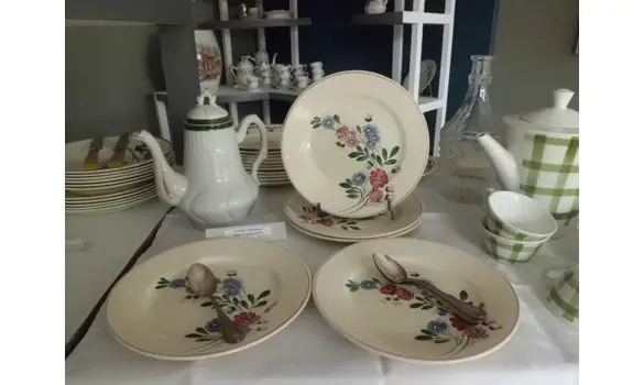 Assiettes à dessert Digoin Aigueperse