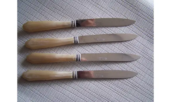 Couteaux à viandes-Prises en Bakélite