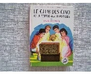 Le club des cinq et le coffre aux mervei