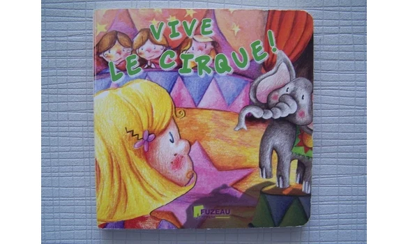 Vive le cirque-livre en carton