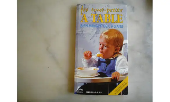 Les tout-petits à table/0 à 3 ans