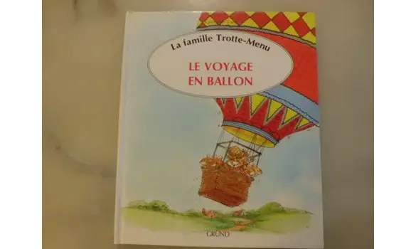 Le voyage en ballon/famille trotte-menu