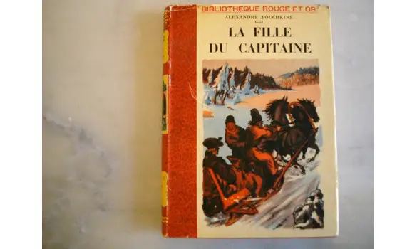 Livres collection rouge et or